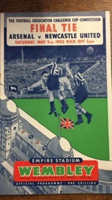 A large collection of FA cup final programmes 1950s (6) Further images added - Image 3 of 7