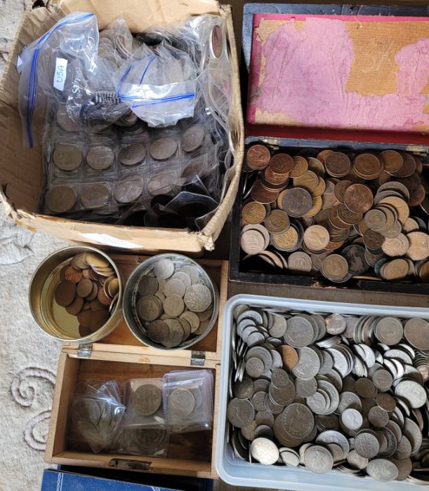 Large collection of mixed coins , and 4 bank notes , to include a large amounts of copper coins - Image 2 of 3