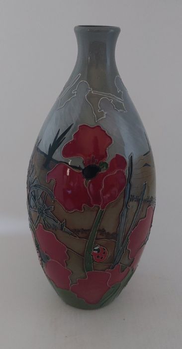 A  boxed trial Moorcroft vase Titled " Lest We Forget " C2013. it is decorated with red poppies - Image 5 of 7