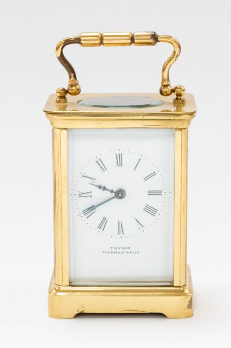 Quality Modern Brass Carriage Clock by Taylor of Tunbridge Wells (missing key) - Image 2 of 4