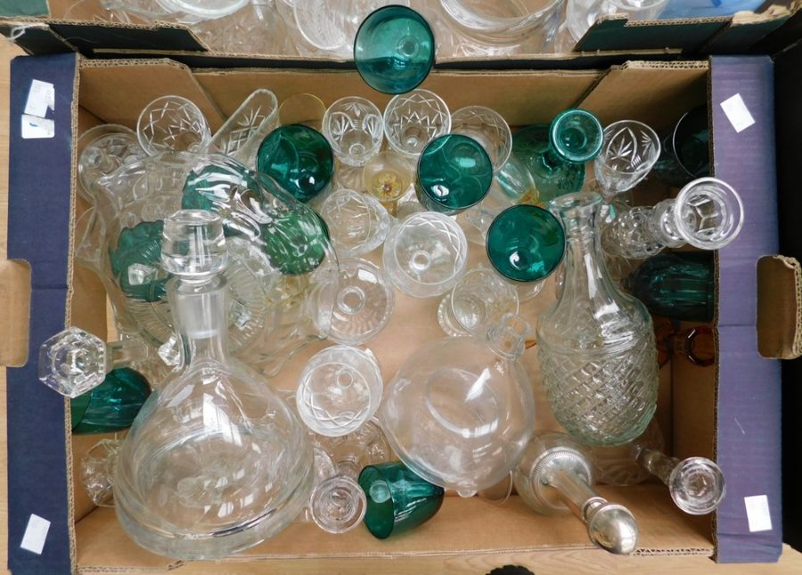 Collection of mixed glass bottles, coloured and maundon - Image 2 of 3