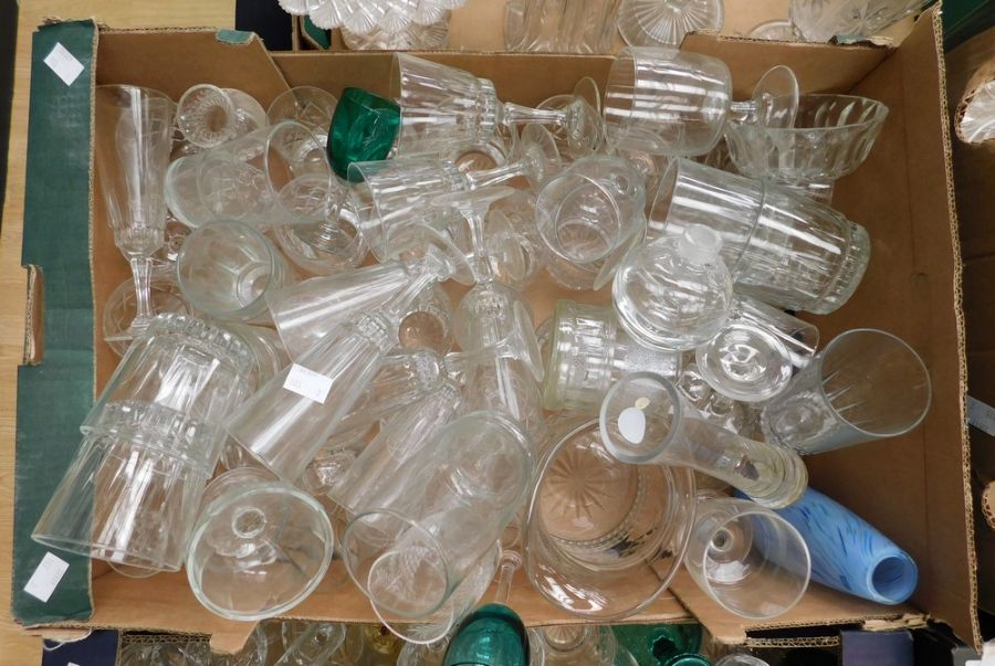 Collection of mixed glass bottles, coloured and maundon - Image 3 of 3