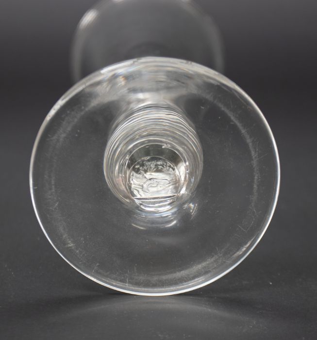 Large 19th Century wine glass with twisted stem and conical bowl - Image 3 of 3
