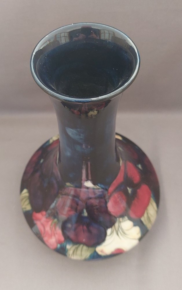 A 1947-1953 tall tube lined stylised Moorcroft vase, decorated with pansies of different colours - Image 4 of 7