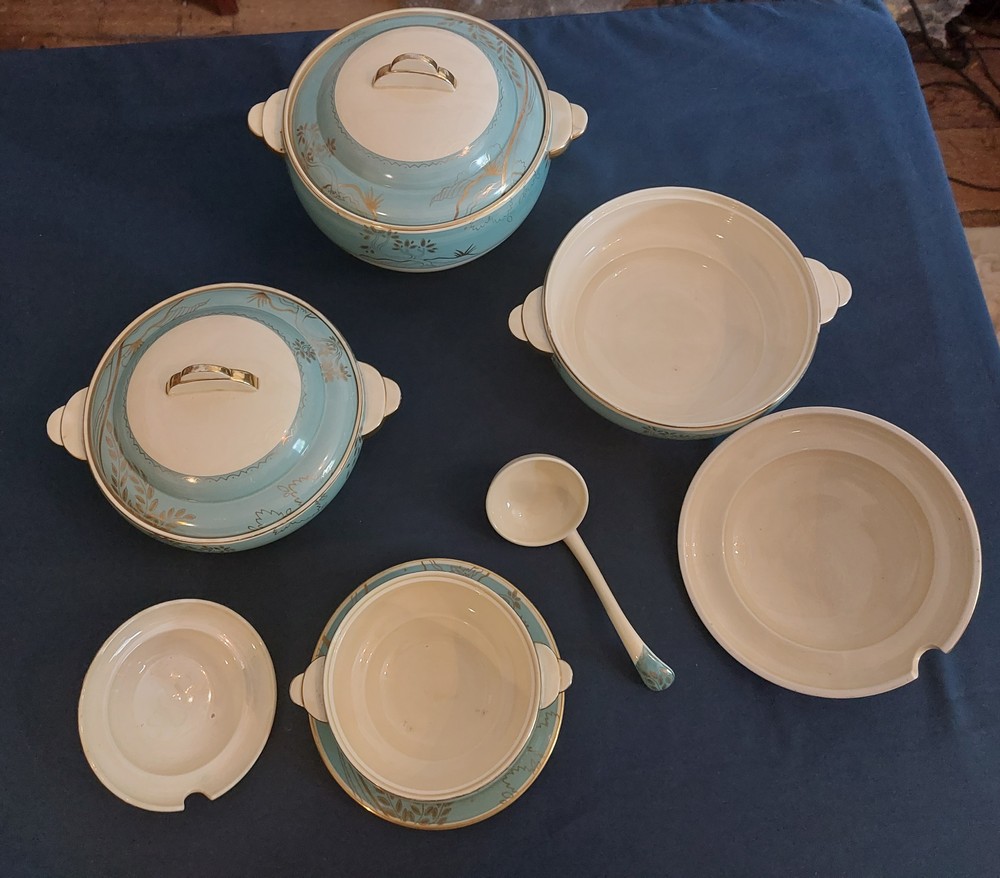 A large blue banded with gilt leaves Reverie dinner service by Clarice Cliff C1937, impressed date - Image 8 of 14