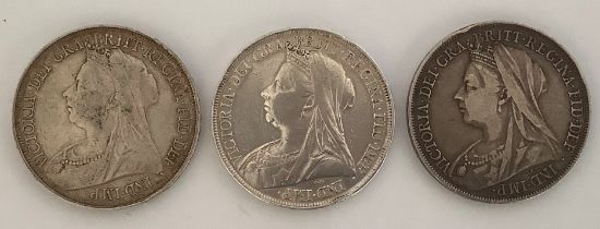 A selection of 3 English crowns - condition VF (Very Fine)