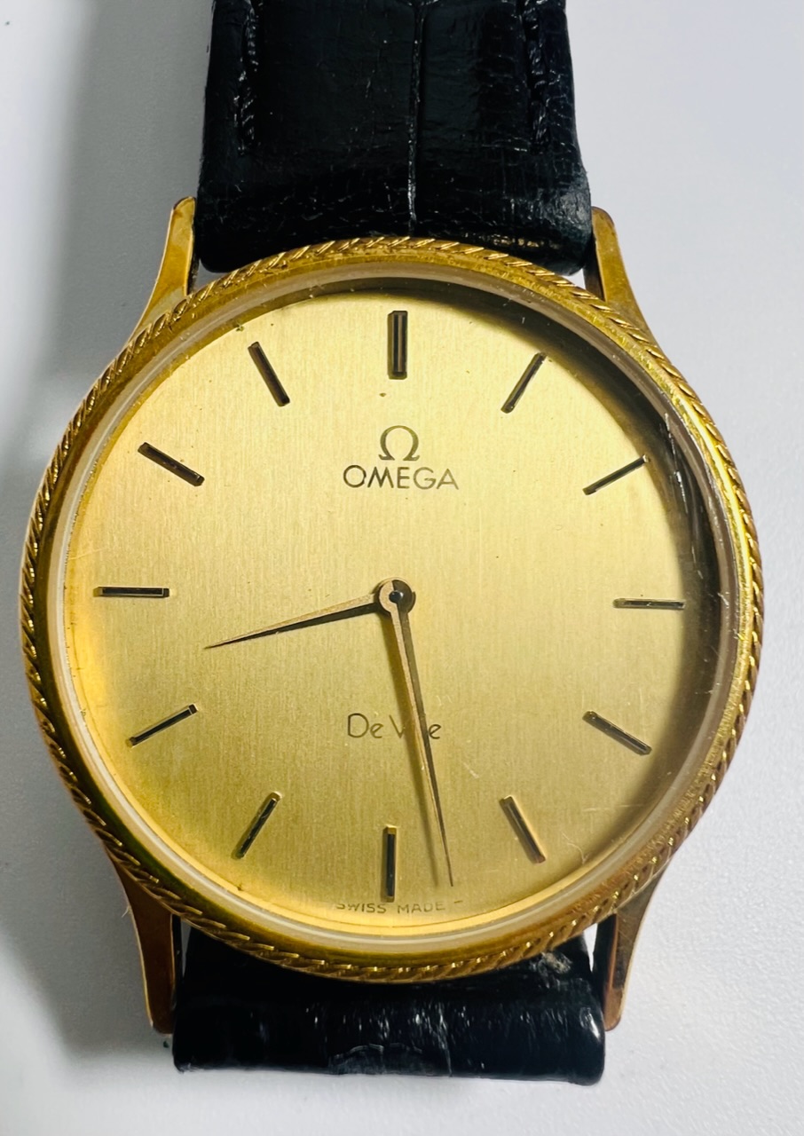 A 1980s vintage Omega de Ville gentleman's wrist watch. With a gilded dial, gold baton markers and - Image 3 of 5