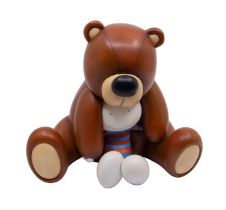 Doug Hyde Limited Edition cold cast porcelain sculpture ' Bear Hugs' with certificate 335/595 and