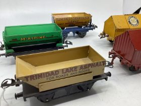 Hornby O gauge fine collection l Tipping wagons and others to include a blue circle, a burgundy