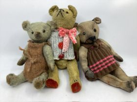Vintage Bearable and Beardsley vintage teddy bears Artist made x 3 , the tallest being 12” all