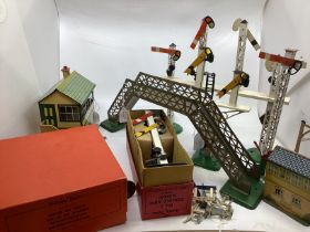 Hornby O Gauge antique railway special interest: from a significant, private collection collected