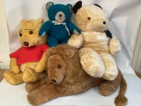 Large oversized vintage teddy bear and seated lion plush dog etc. selection of toys-all used vintage