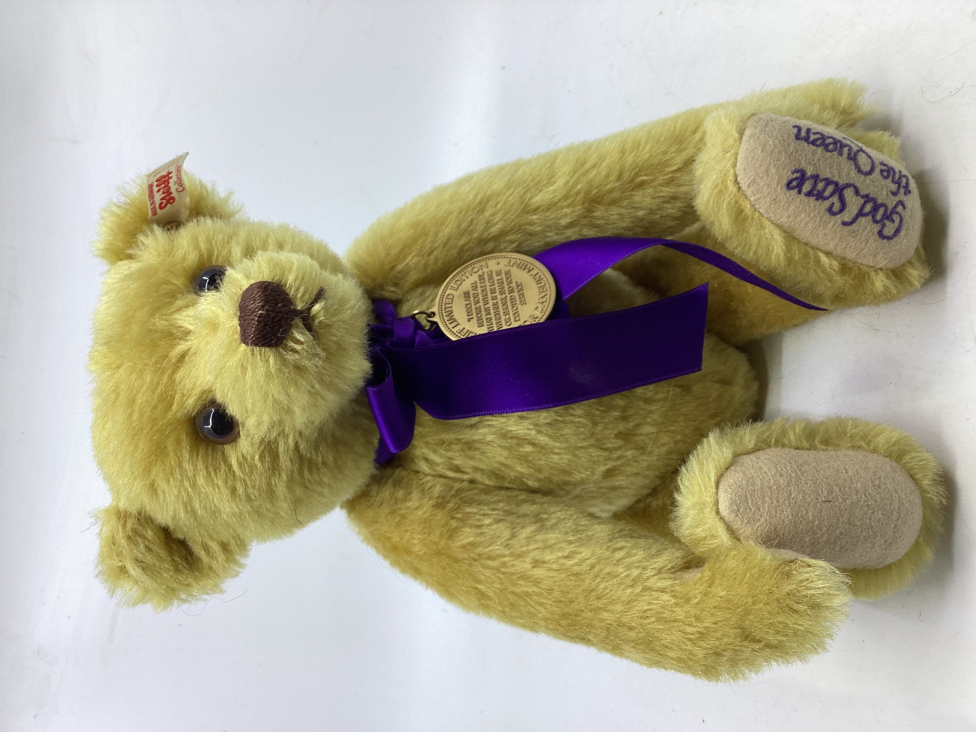 Steiff rarely seen model ; classic golden Traditional Musical teddy bear with musical clockwork