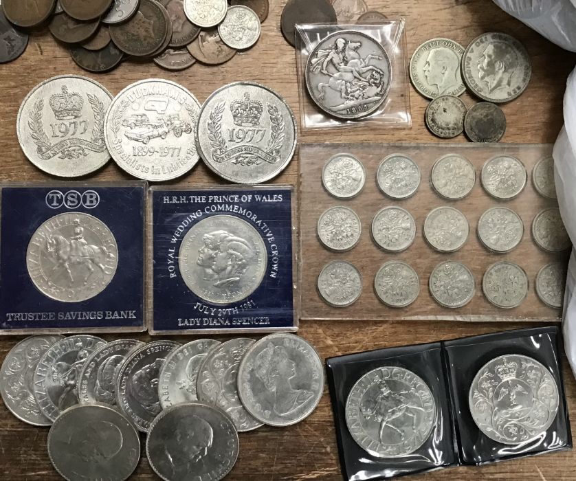 A Large collection of British Coins including a Victorian 1895LVIII Crown with Pre 47 coins & a - Image 2 of 3