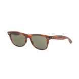 Vintage 1980s pair of brown Ray-Bans