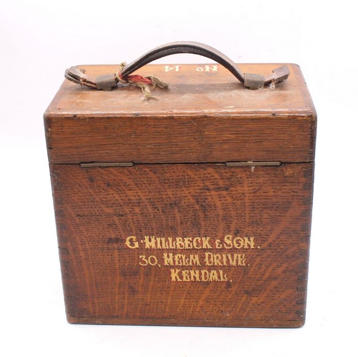 An early 20th Century Pigeon Timing Clock, in oak case, G Hillbeck & Son of Kendal - Image 2 of 5