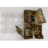 Collection consisting of cased silver plate, fruit bowls, plated picture frames, tea pot , brass