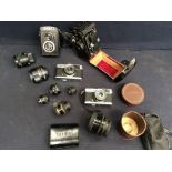 A small collection of assorted cameras including Yashica, Brownie and others. Untested for working