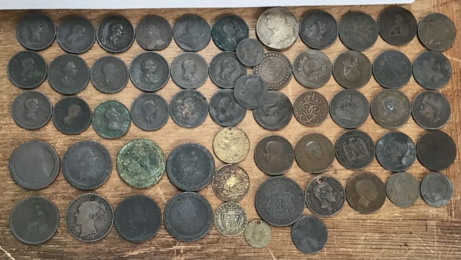 Collection of British and World Coins includes a quantity of George III Penny’s and Halfpenny’s, - Image 2 of 4