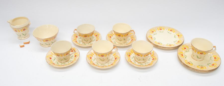 Crown Devon - A part service Tea set, cups, saucers, milk jug and sugar basin etc ... (Q)