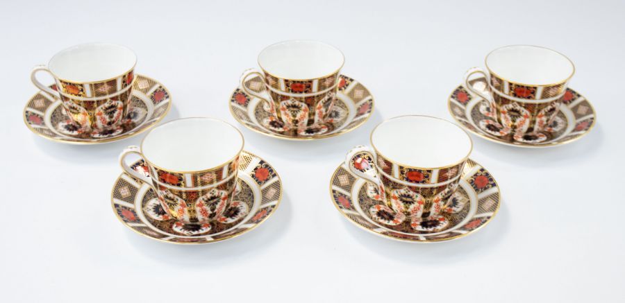 Royal Crown Derby 1128 'Imari' pattern - Five matched tea cups and five saucers. All first quality