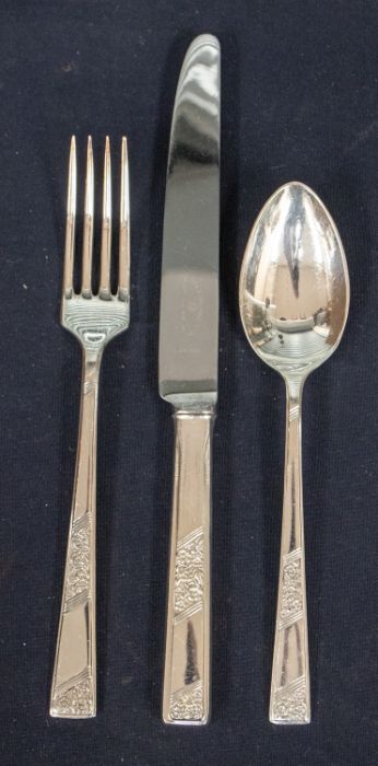 A collection of silver plate items i.e. condiments and flat wares - Image 3 of 3