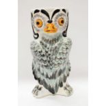 A tall late 20th century owl shaped umbrella stand, unmarked, approx. 45cm high. Further Details:
