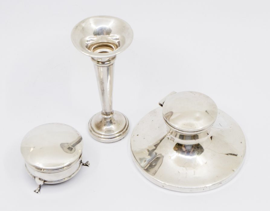 A collection of silver to include; a 20th century weighted Birmingham silver capstan ink well, marks