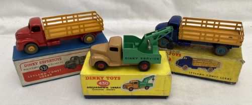 Dinky: A collection of three Dinky Toys to include: Leyland Comet 531 in good condition with fair to