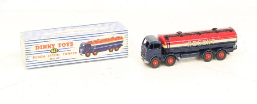 Dinky: A boxed Dinky Toys, Foden 14-Ton Tanker 'Regent', Reference No. 942. Original box, general