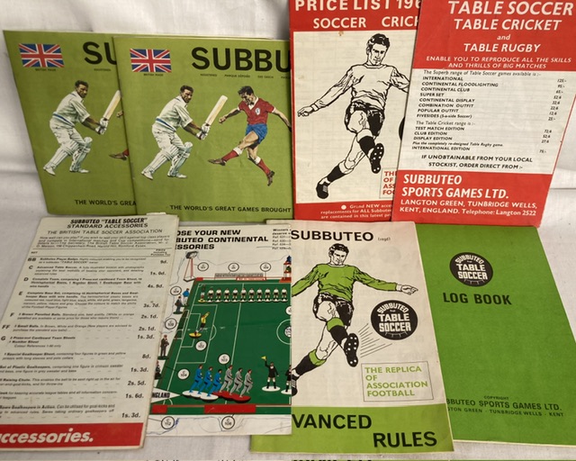 Subbuteo: A large collection of boxed teams and accessories to include the following complete teams: - Bild 3 aus 4