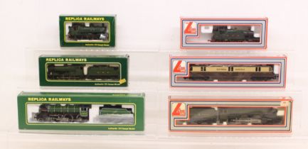 OO Gauge: A collection of six boxed OO Gauge locomotives to comprise: Replica Railways: Springbok,