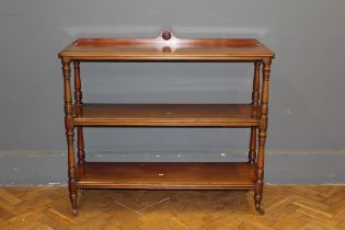 An Edwardian mahogany three tier buffet, 109 x 122 x 40cm