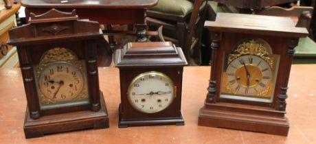 Three early 20th century 8-day mantel clocks in mahogany (3)