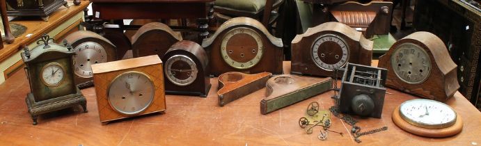 A collection of mid 20th century, 8-day, wooden mantel clocks (1 box)