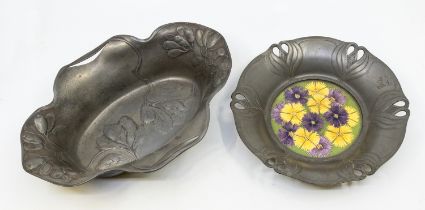 An early 20th Century 'Orivit' pewter Art Nouveau stylised designed bowl, with a floral designed