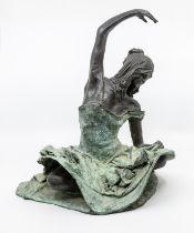 Sue Riley - A large 20th Century sculpture of a sitting lady in a pose, made in cast resin with
