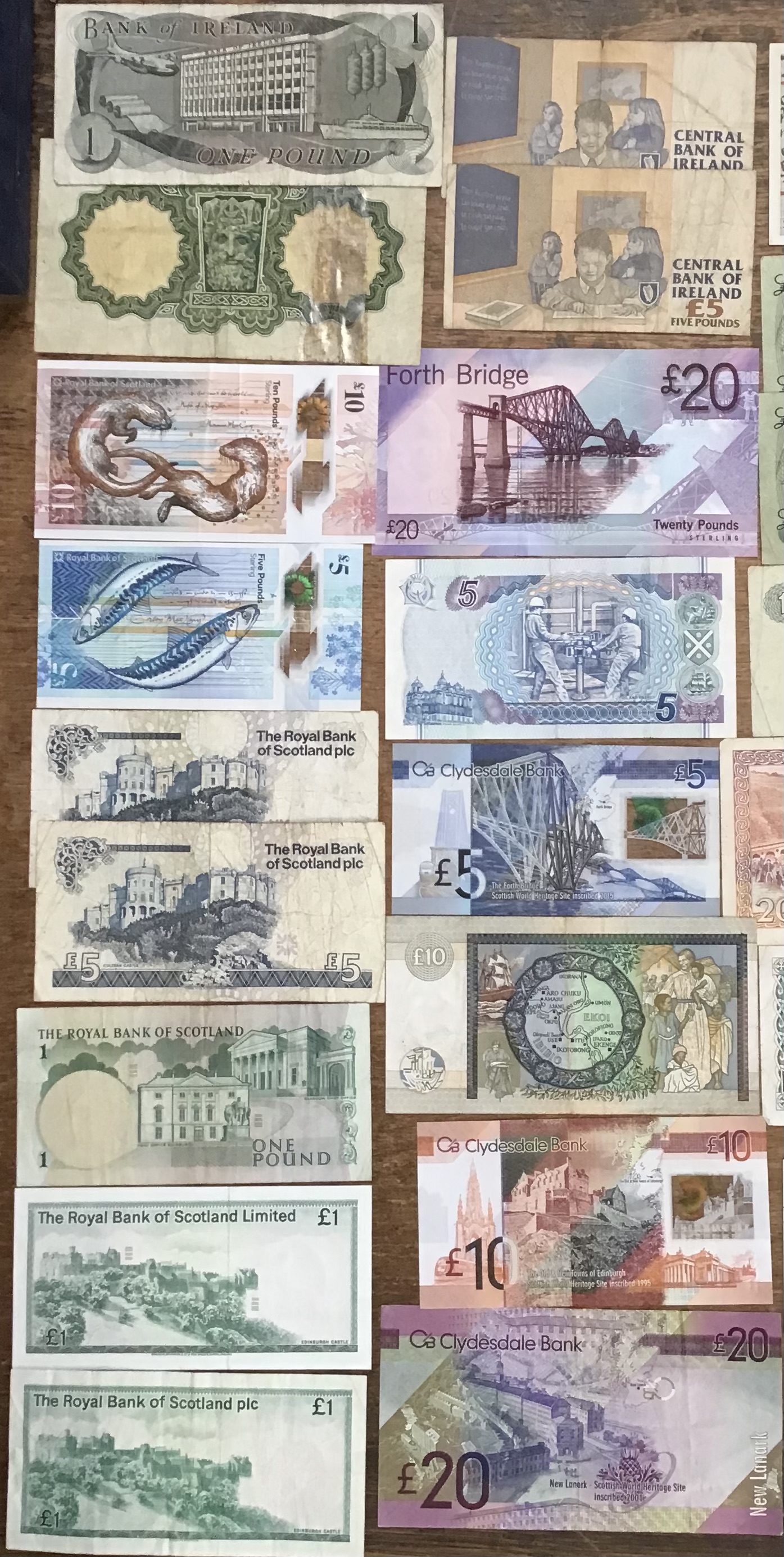 Collection of Channel Islands, Isle of Man, Scottish and Irish Banknotes of £20, £10, £5 & £1 - Bild 4 aus 6