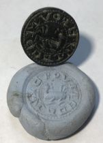 Medieval “chess piece” circular style bronze seal matrix, hexagonally facetted handle with pointed