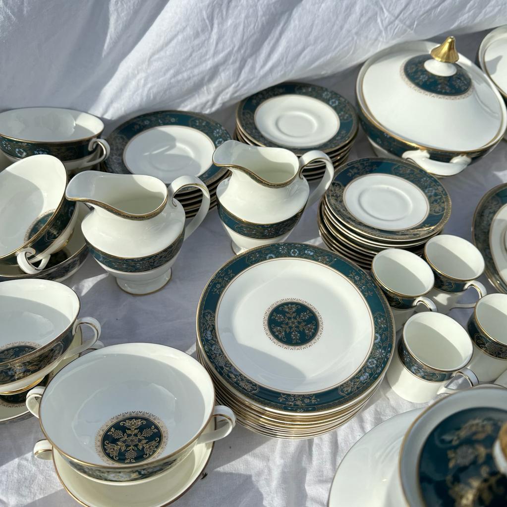 A large collection of Royal Doulton Carlyle dinner service This service was used as a prop in the - Image 16 of 19