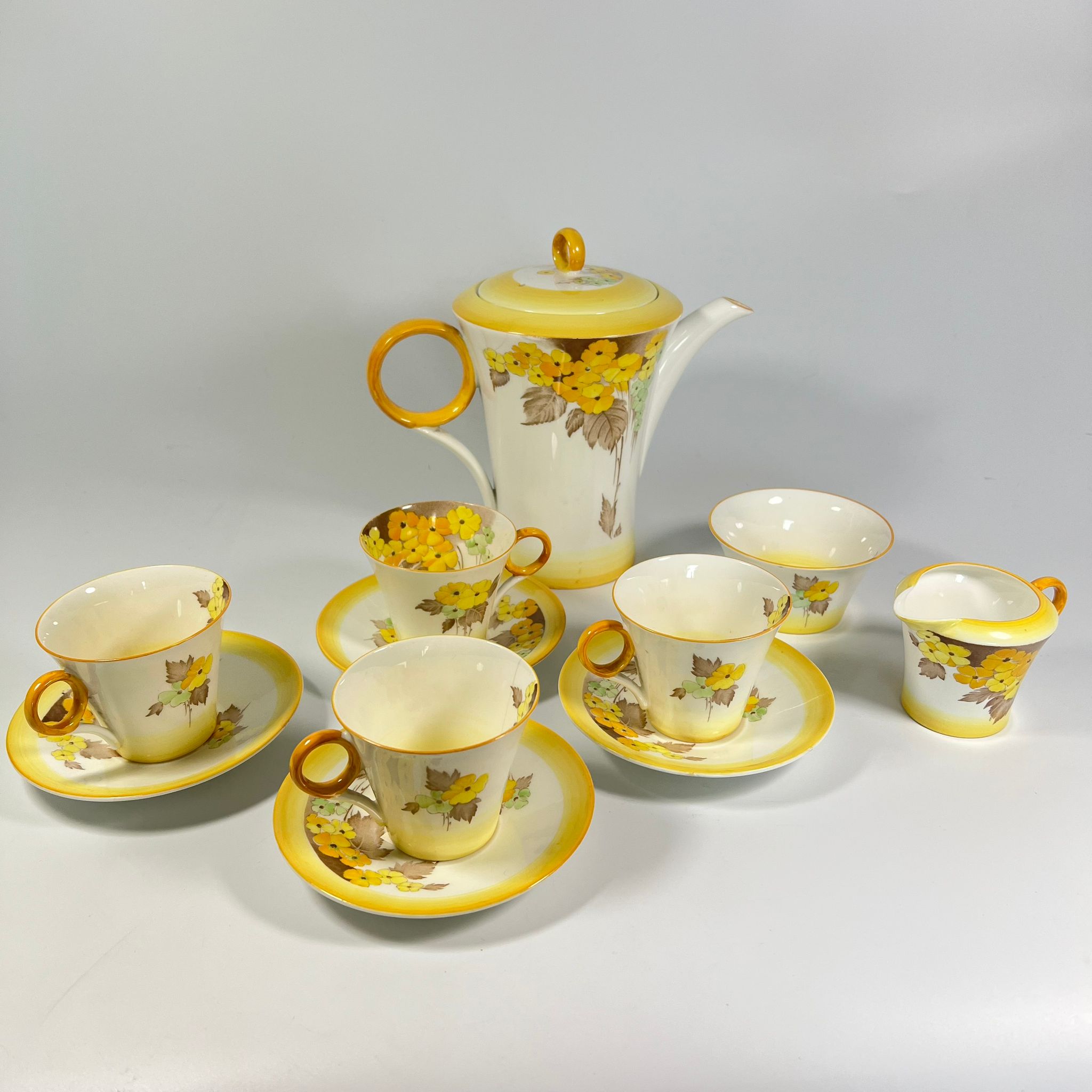 Art Deco Shelley Phlox Tea Set to include tea pot, 4 cups & saucers, milk jug & sugar bowl. Tea