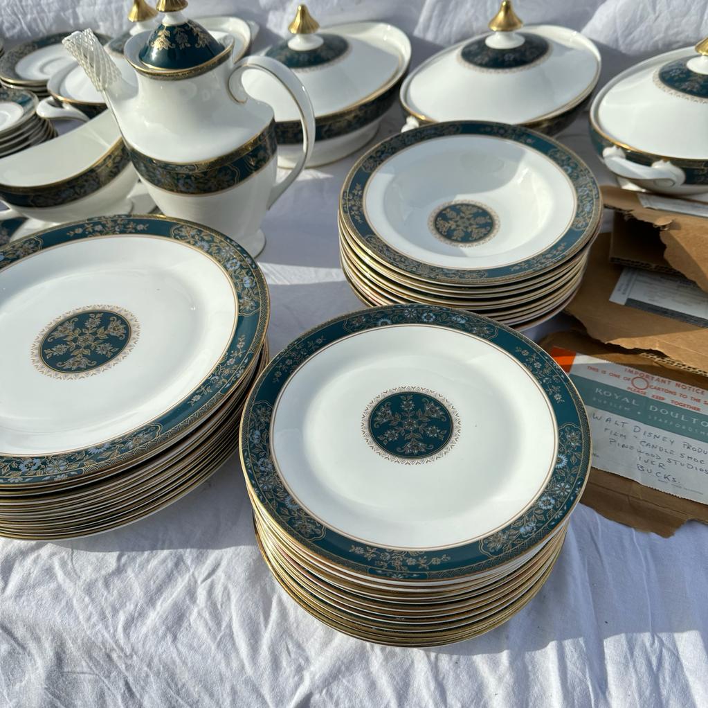 A large collection of Royal Doulton Carlyle dinner service This service was used as a prop in the - Image 11 of 19