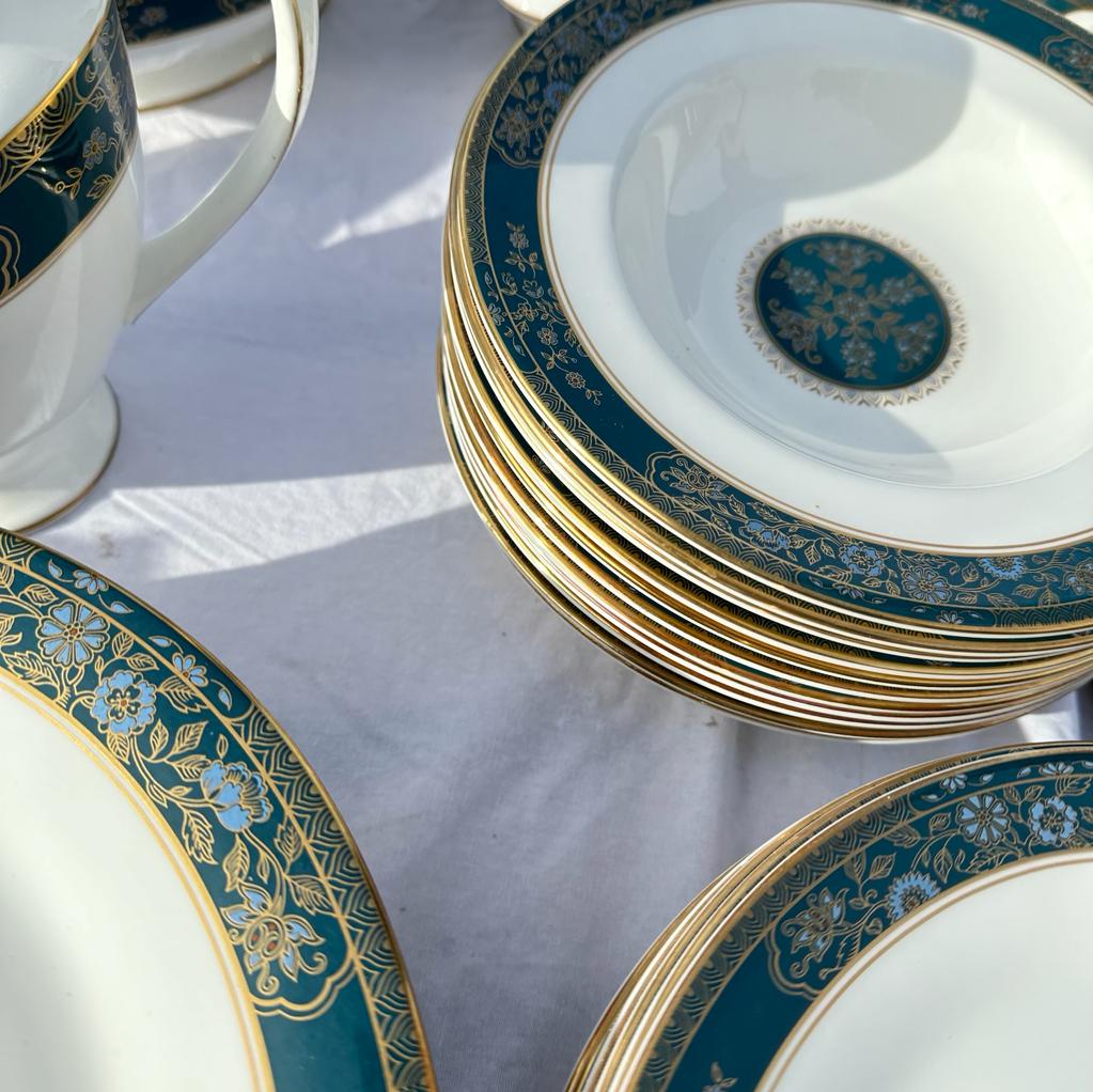 A large collection of Royal Doulton Carlyle dinner service This service was used as a prop in the - Image 2 of 19
