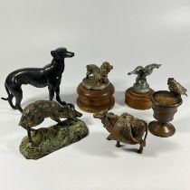 Collection of 6 metal figures of animals to include bronze hound, x 2 car radiator cap emblems,