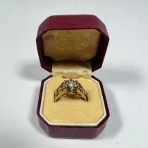 18ct Yellow gold, openwork diamond ring