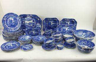 70 pieces of 20th century Spode Italian dinner and tea service including plates, bowls, platters,
