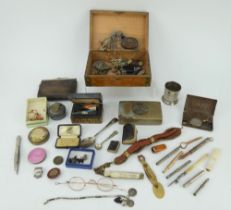 Mixed collectables including propelling pencils, fruit knife, jewellery, lorgnettes etc