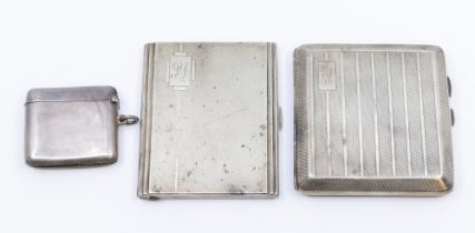 An early 20th century Edwardian silver novelty vesta case, the cover with embossed design of a