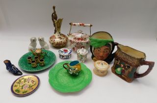 A collection of 19th and early to mid 20th century mixed china wares and porcelain to include