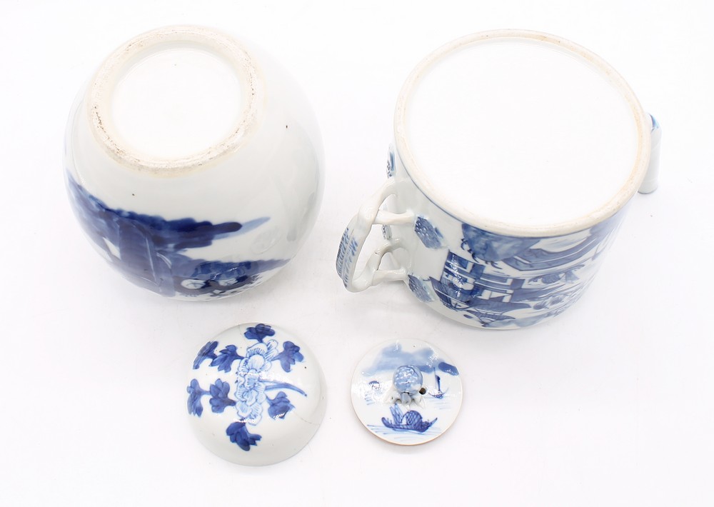 A late 18th century blue and white Chinese tea pot English porcelain along with an 18th century - Bild 4 aus 6